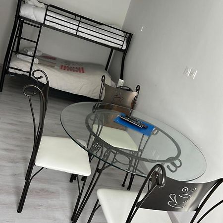 Studio 1 Piece 뷔쌍 외부 사진